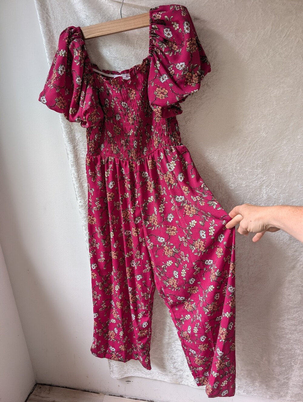 Magenta Floral Long Romper Puff Sleef Smocked Bust Women's Xs Girl 14